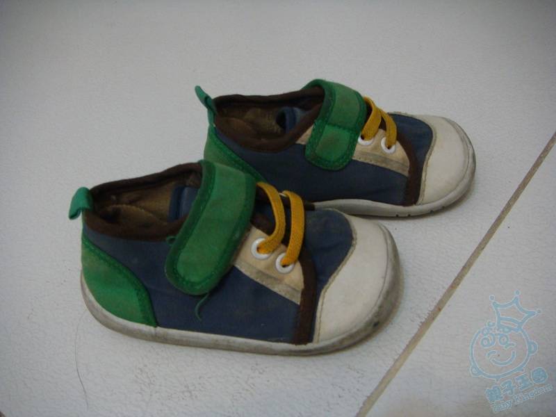 新净 1 岁至 1岁半鞋仔 - 二手市场 - 亲子王国