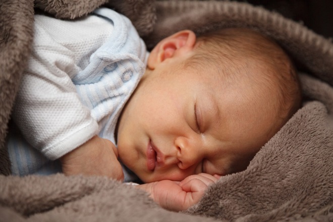 【睡眠好習慣】如何讓寶寶有覺好瞓 (爸媽都係)？