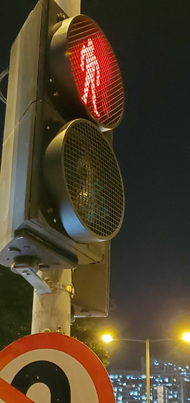 1588256115681_sign.JPEG